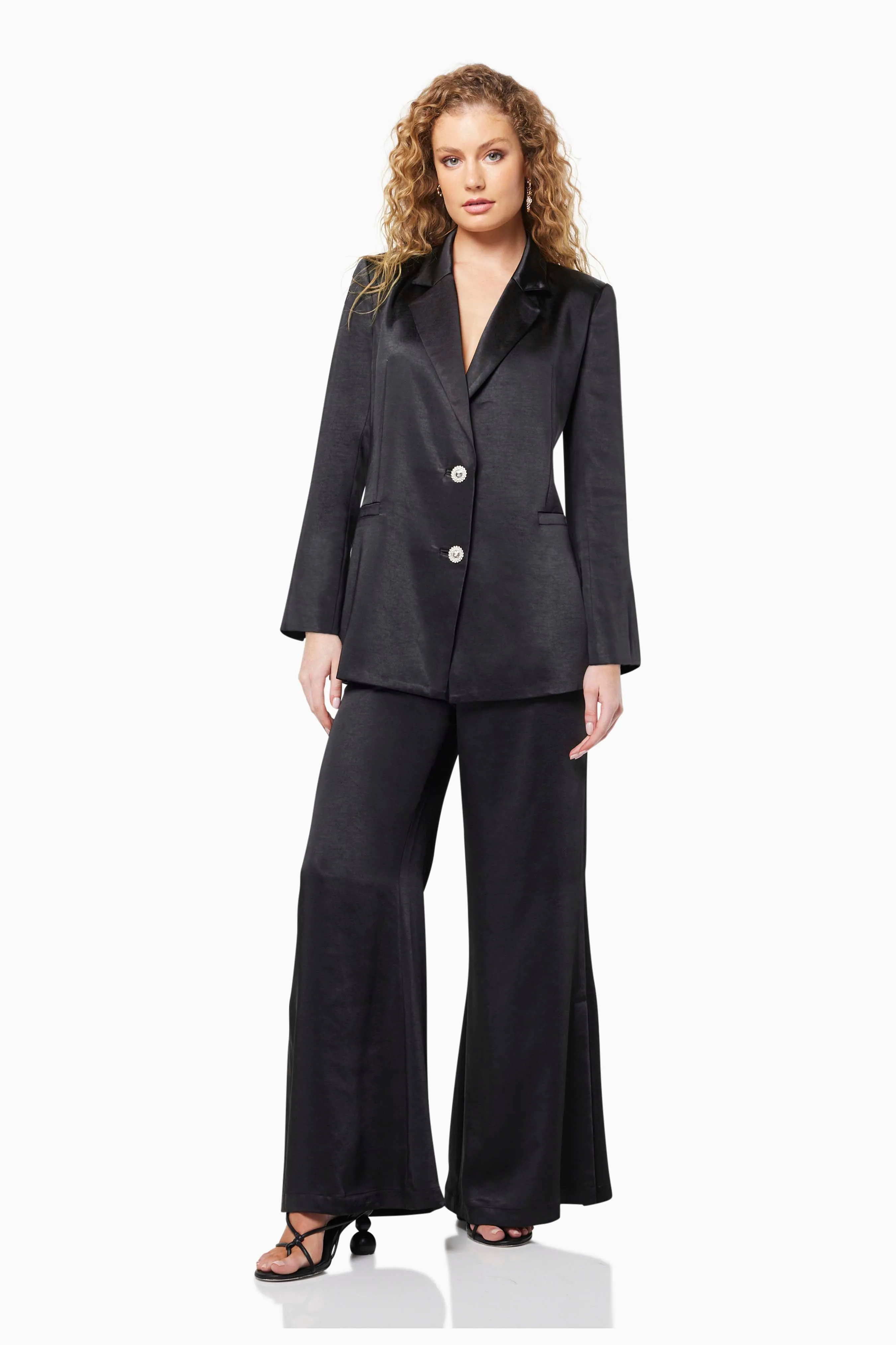 Centrist Collared Neck Blazer In Black