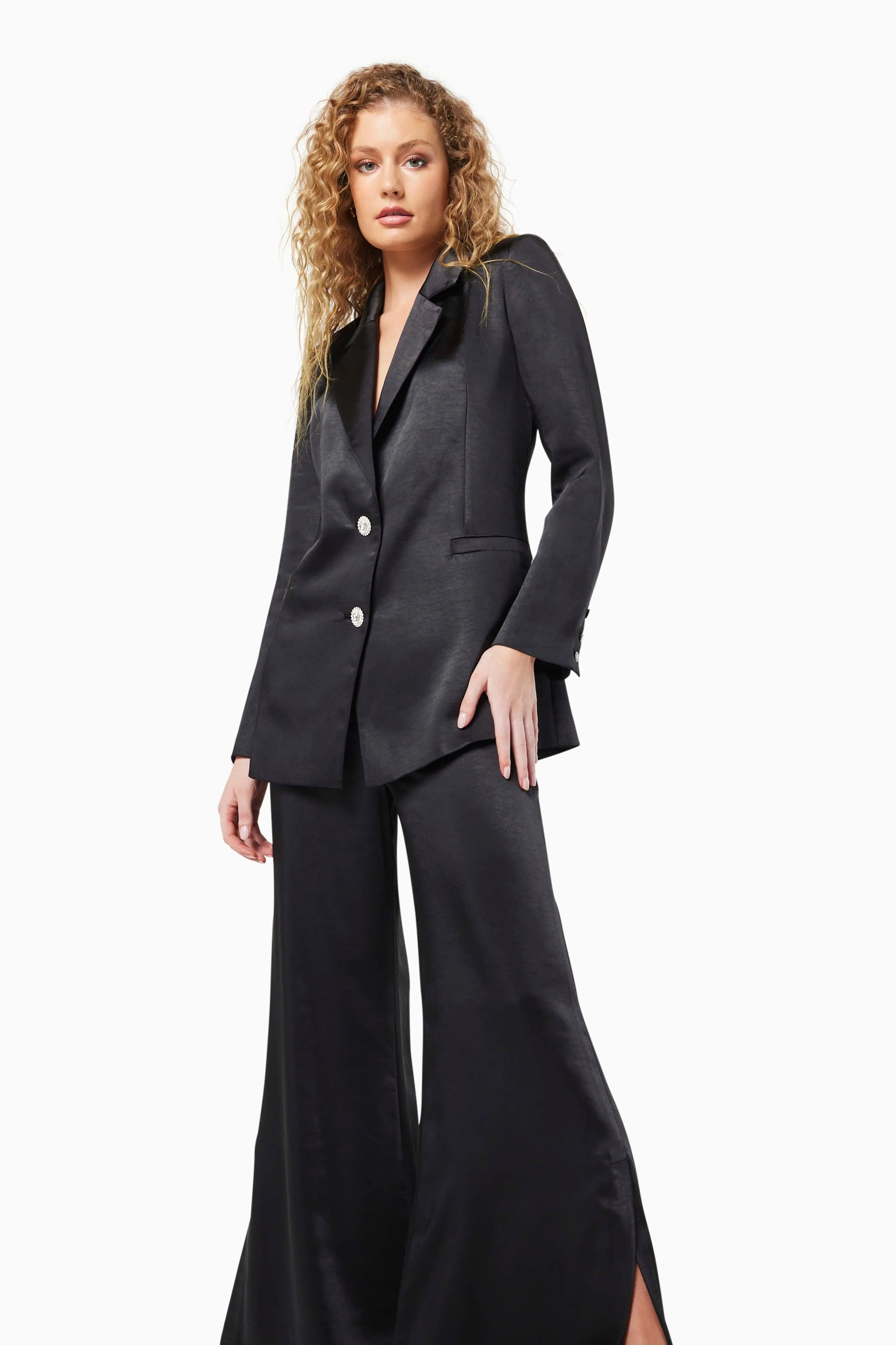 Centrist Collared Neck Blazer In Black