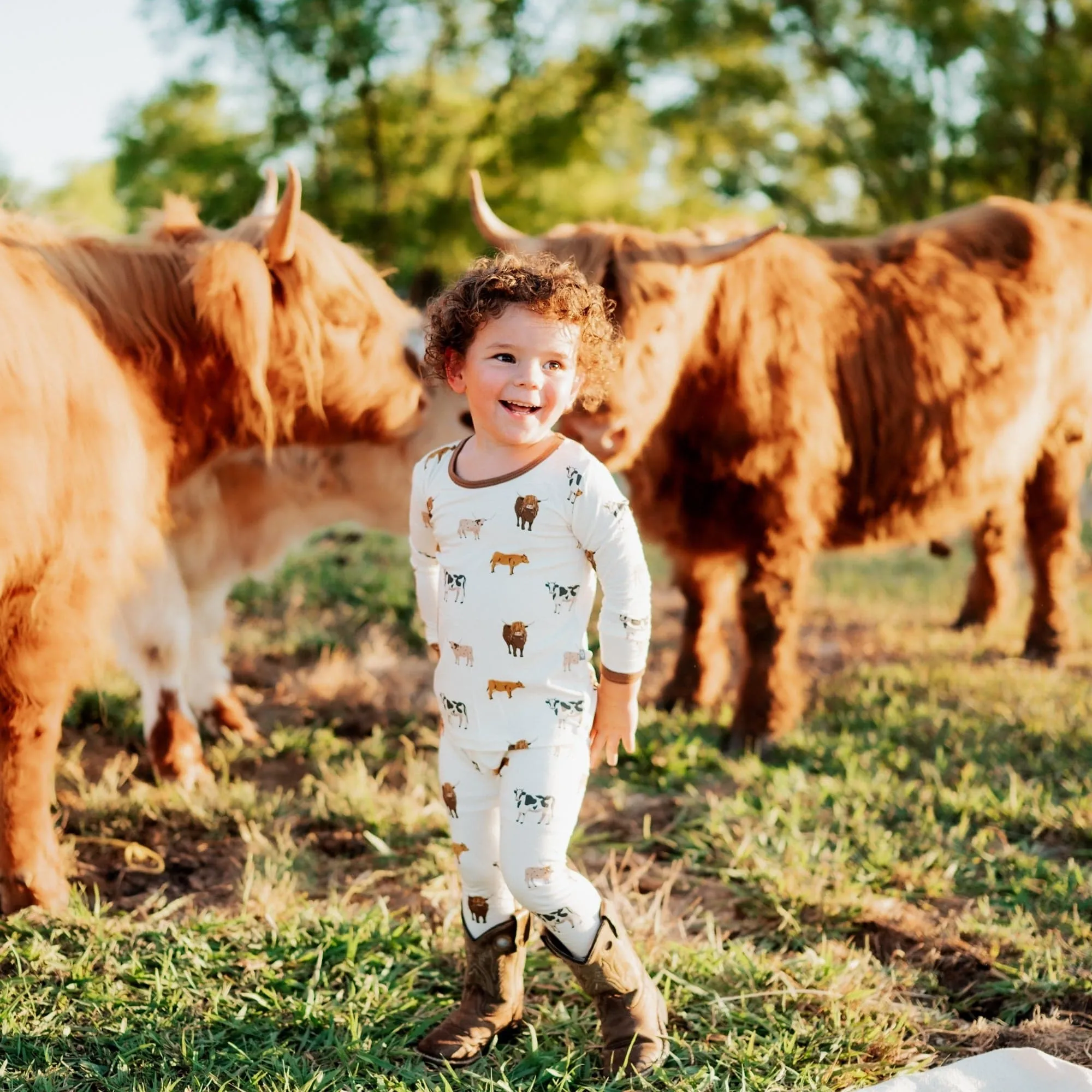 Long Sleeve Pajamas in Moo