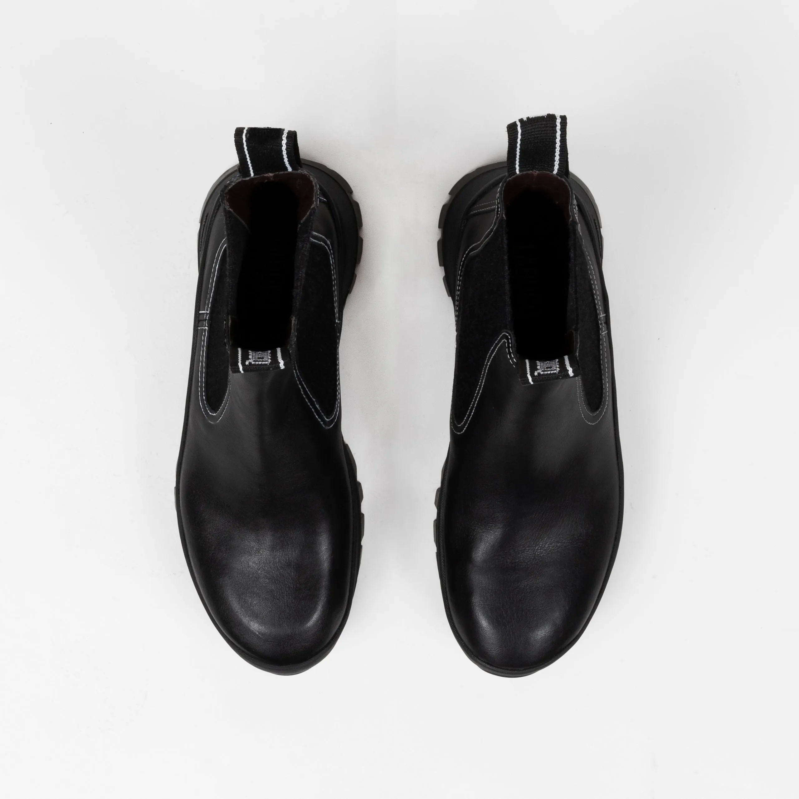 Suba Chelsea Black Calf