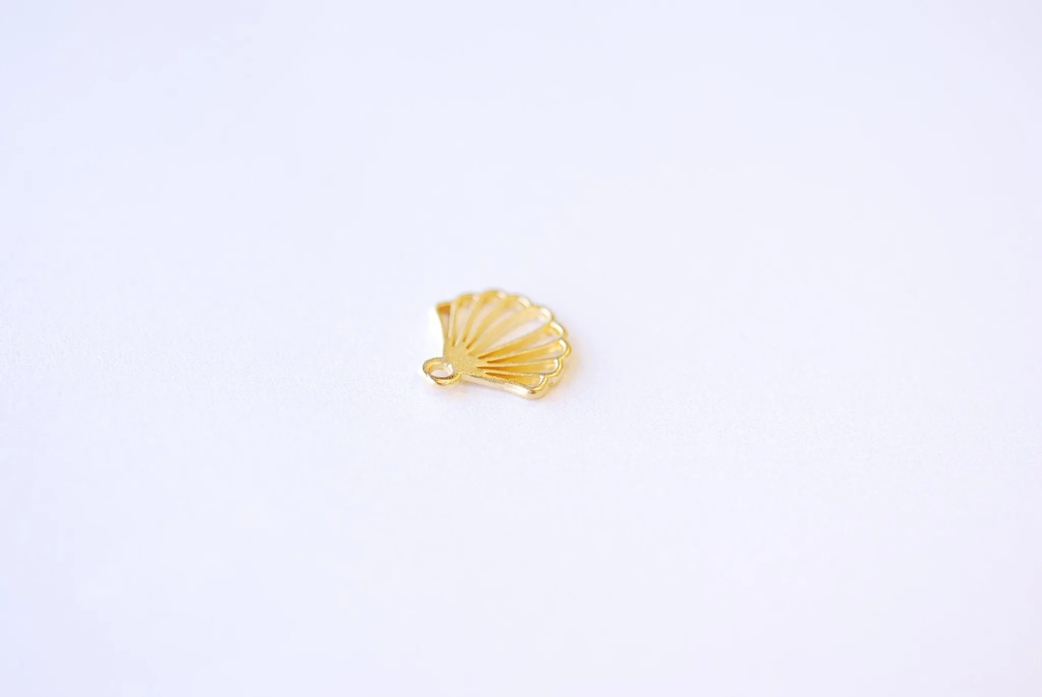 Vermeil Gold Fan Charm- 18k gold plated 925 Sterling Silver, Gold Silver Fan, Fan Shaped Charm, J389